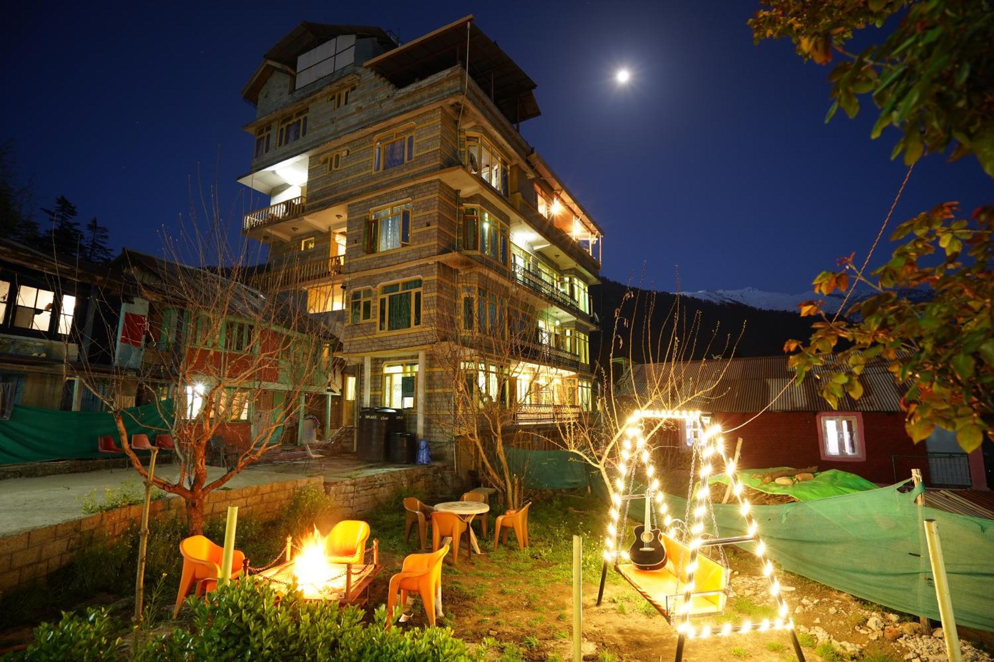 Woods Villa Cottages Manali - 1,2,3,4 Cottages & Villas Available In Manali With Scenic Mountain View Экстерьер фото