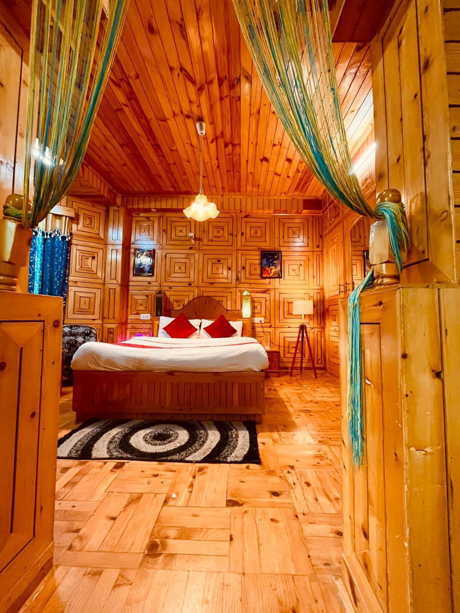 Woods Villa Cottages Manali - 1,2,3,4 Cottages & Villas Available In Manali With Scenic Mountain View Экстерьер фото